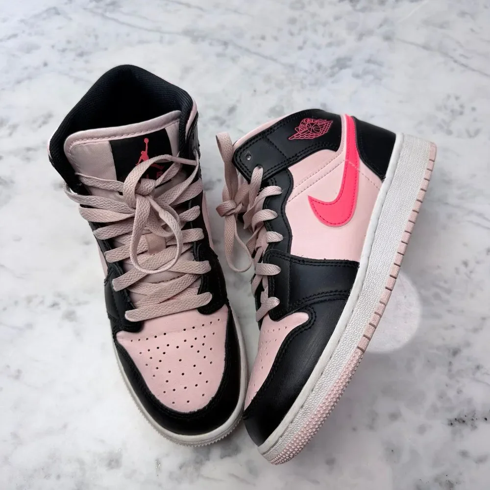 Nike Air Jordan 1 Mid GS Kids Size 5.5Y Shoes Atmosphere Black Pink Sneakers